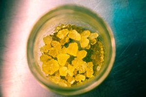 Read more about the article Today’s Cannabis Question: to Dab or Not to Dab