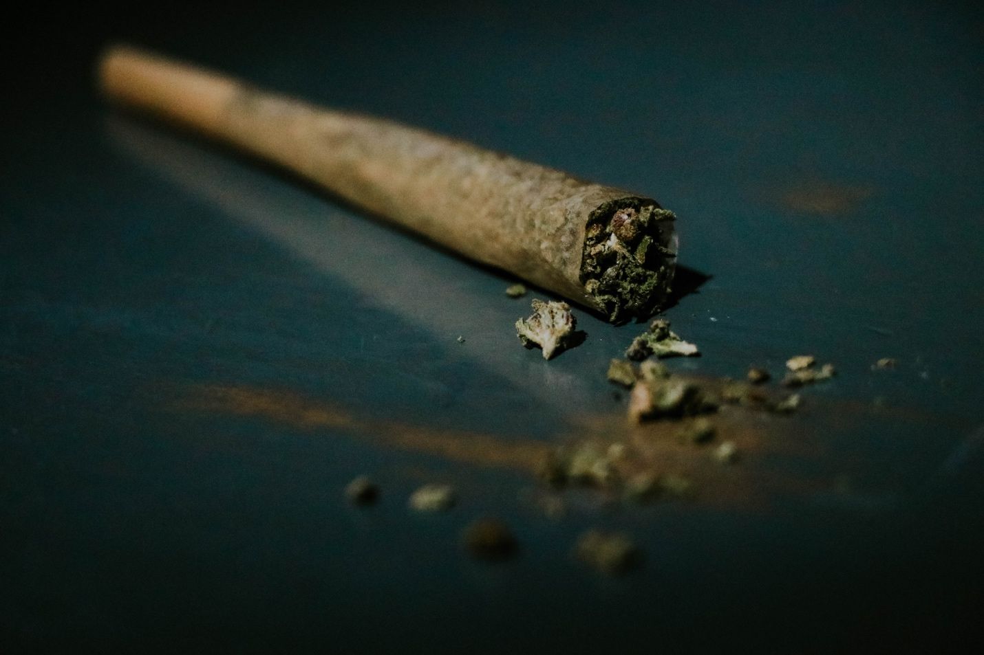 Read more about the article 7 Steps to Rolling the Perfect Joint