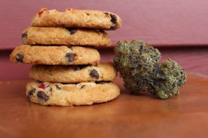 Read more about the article How are Edibles Different than Smoking?